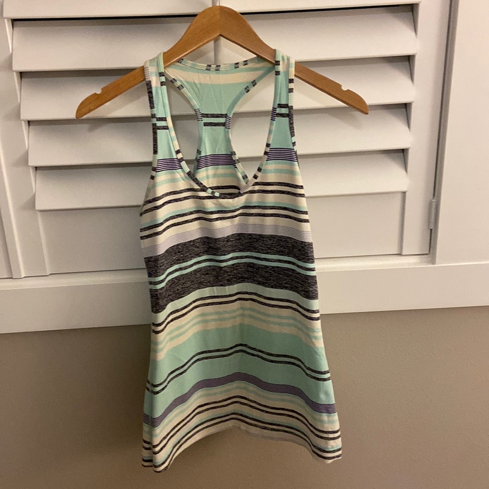 Lululemon tank top